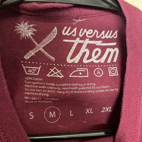 Us Versus Them Burgundy Tee Shirt Size Medium - Picture 4 of 4